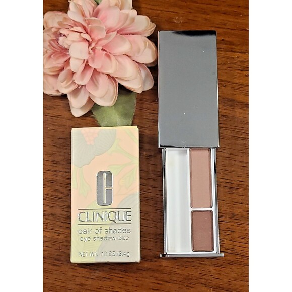 Clinique Pair of Shades Eye Shadow Duo 11 Pink Chocolates .12 oz NO APPLICATOR - Picture 1 of 9
